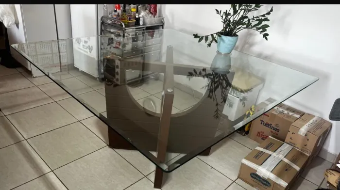 Mesa de vidro Moderna
