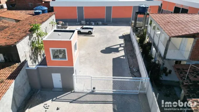 Galpão para alugar, 560 m² por R$ 12.000/mês - Guaribas - Eusébio/CE