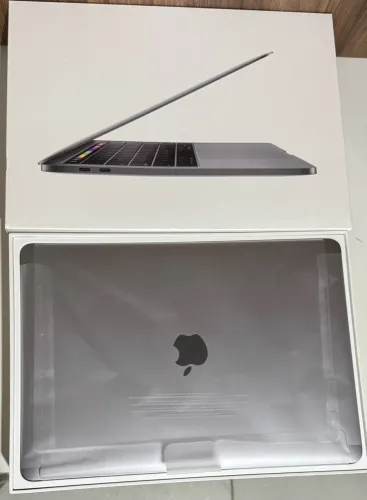 MacBook Pro 2019 Touch Bar
