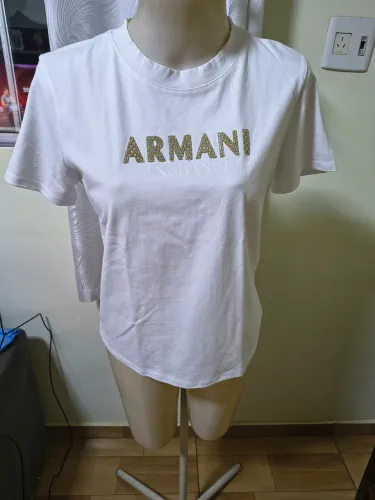 Camiseta Armani Exchange mangas curtas com Estampa da Logo