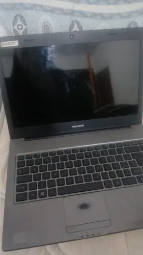 Vendo Notebook marca positivo 