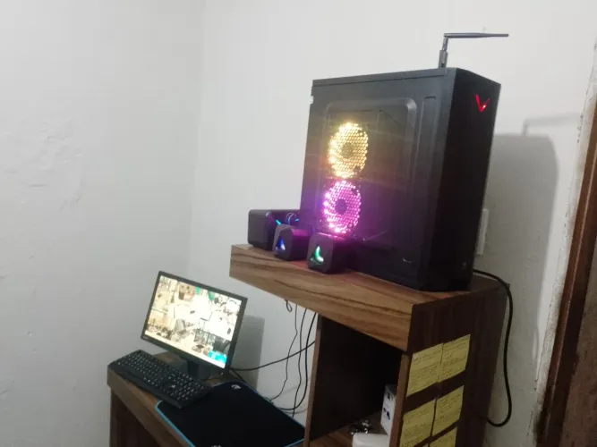 Computador semi-novo