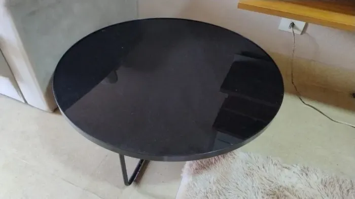 MESA REDONDA DE VIDRO PRETA DE CENTRO SUPER NOVA