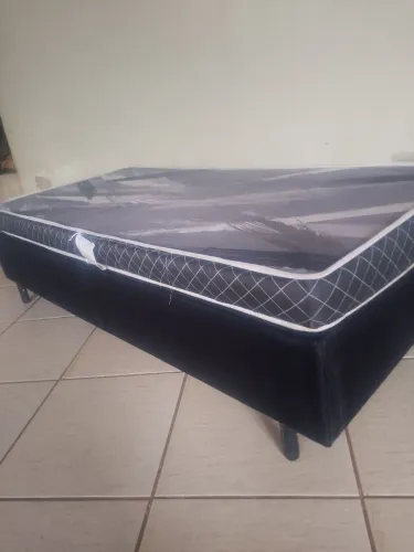 Cama box molas