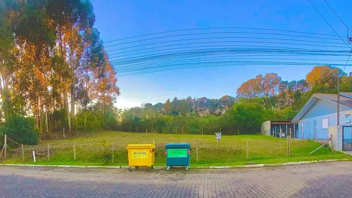 TERRENO FLORES DA CUNHA - 2 TERRENOS de 315m² CADA SAO GOTARDO
