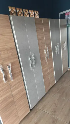 Multiuso montado MDF novos