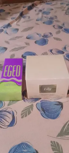 Vendo um Egeo e um hidratante Lily da Boticário