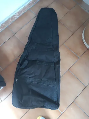 Vendo capa de violão