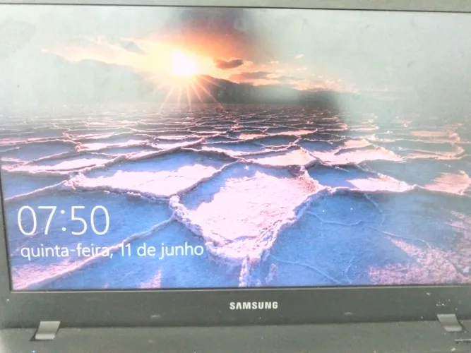 Notebook Samsung NP300E5M Intel Celeron