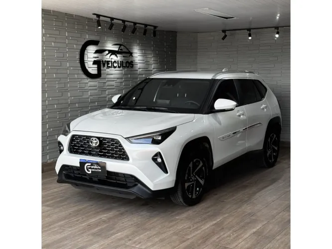 Toyota Yaris Cross XRE 1.5 16V 5p Aut. 2026
