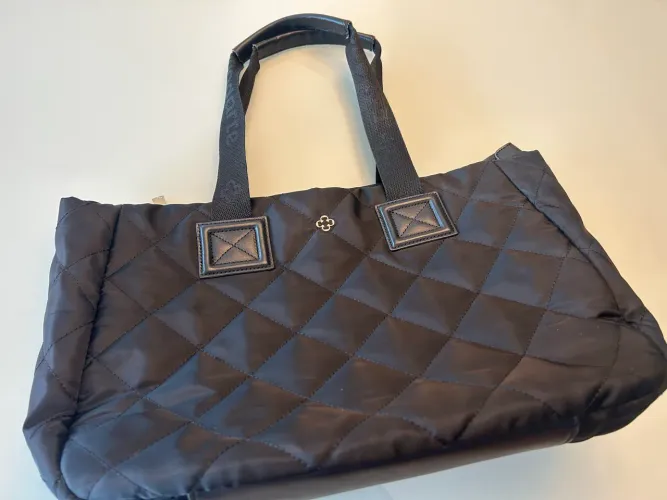 Bolsa Capordate usada poucas vezes 