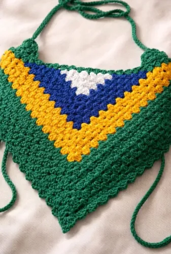 Top do Brasil feito de crochê 2 em 1