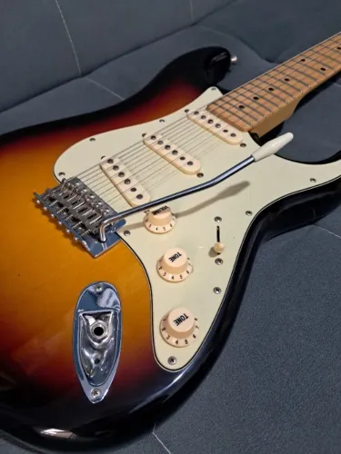 Guitarra Tagima T-635 Sunburst | Ótimo estado | R$ 999