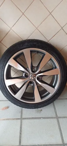 Rodas 17 com pneus