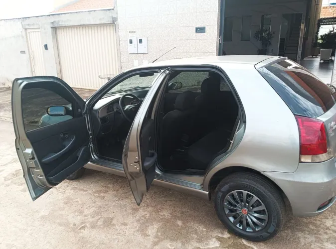 Fiat Palio 1.0 Economy Fire Flex 8V 4P 2011