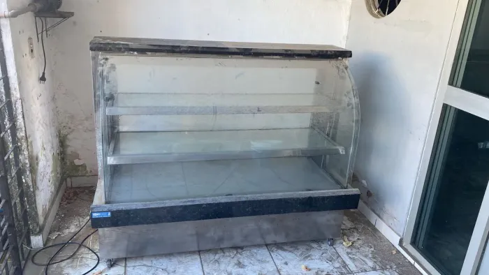 Vendo balcão Natural 