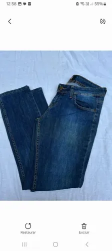 Calças Jeans variadas.