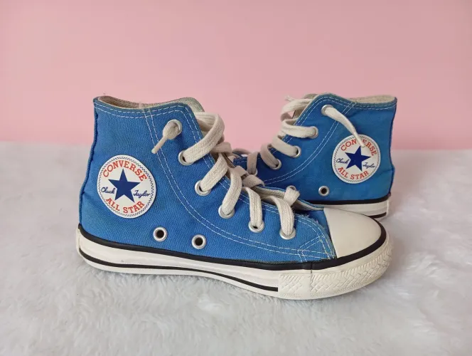 Tênis Converse Allstar azul número 27