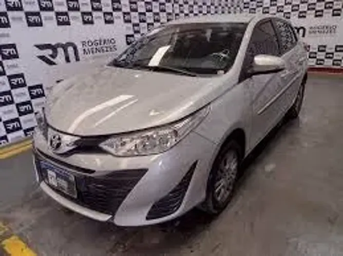 SUCATA YARIS (PORTAS)