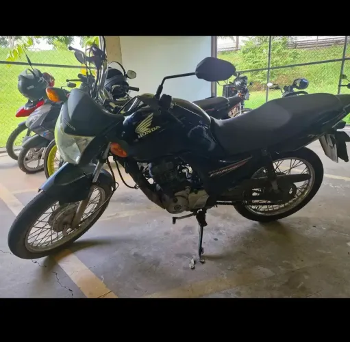 Vendo moto Honda 125 fan i