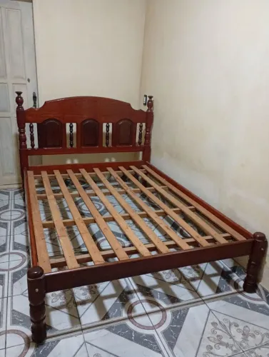 Cama de casal Madeira