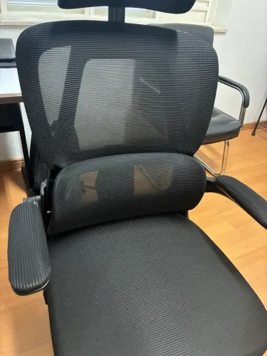 Cadeira giratória ergonômica