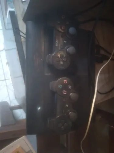 VENDO PLAY3 DESBLOCKEADO COM CONTROLE ORIGINAL E JOGOS NO HD 600