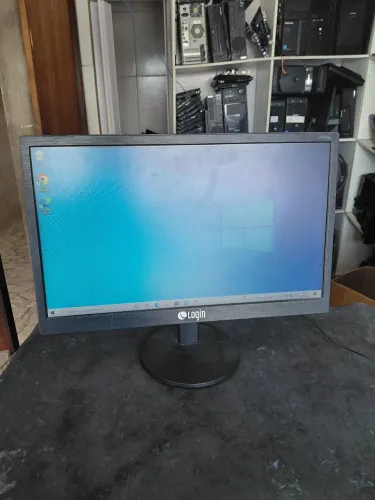 Monitor AOC/login Seminovo 19 polegadas