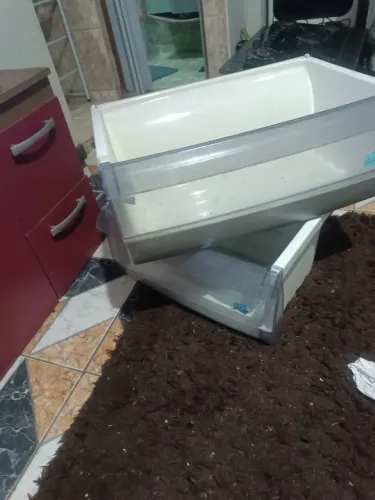 Peças para geladeira e máquina , gaveta legumes, pratilheiras