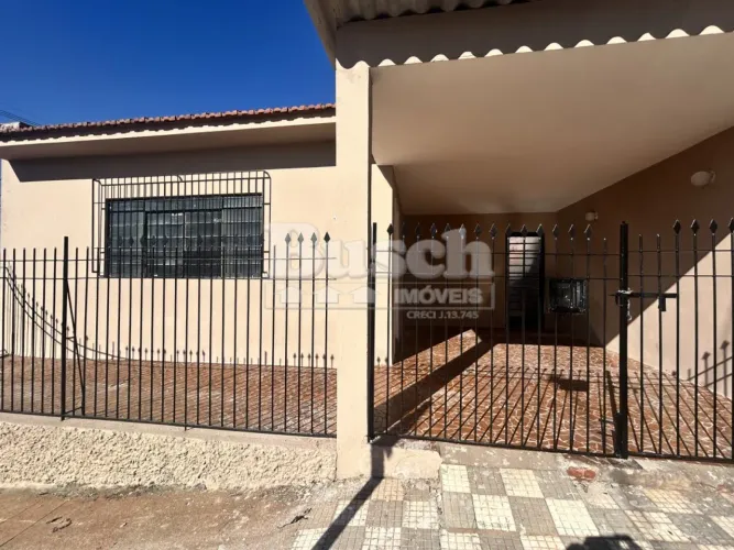 Casa para aluguel 3 quartos em JD. BELA VISTA, Bauru - SP