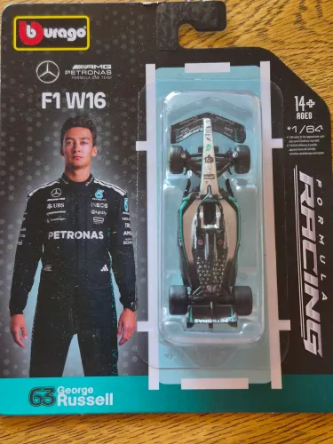 Miniatura Bburago 1:64 F1 Mercedes-AMG W16 - George Russell #63