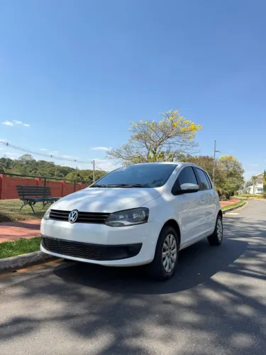 Volkswagen Fox 1.6 MI Total Flex 8V 5P 2013