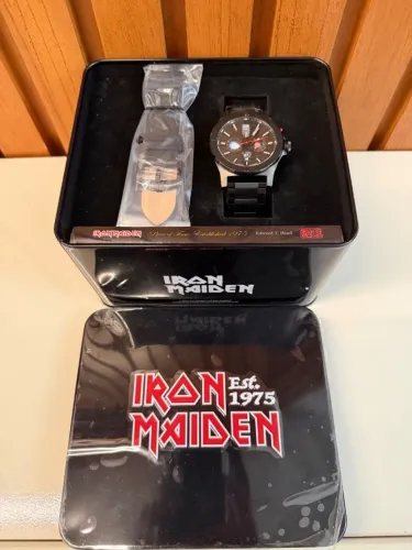 Relógio Iron Maiden 50 anos edição limitada