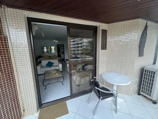 Aluguel de diaria 600,00 apartamento de alto padrão na Enseada Guarujá