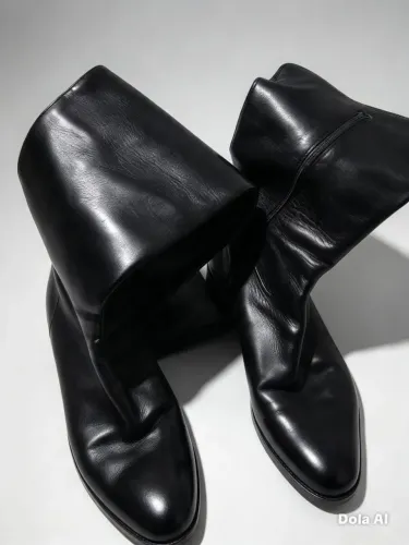 Bota de couro legítimo 