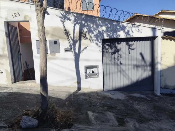 Casa bairro Heliópolis