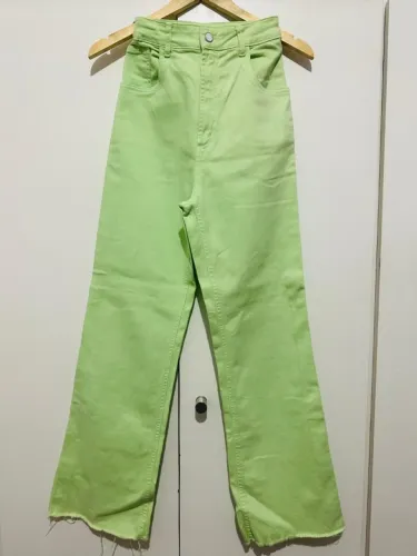 Calça verde cintura super alta feminina