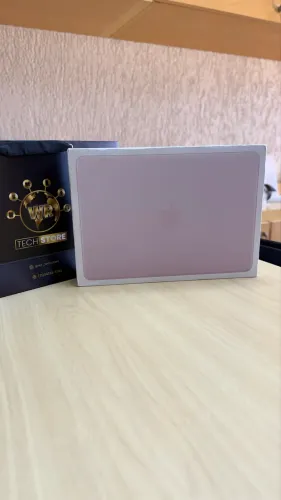 MacBook Neo - 13? 8GB / 256GB Cor: Blush (Rosa)