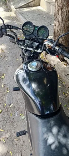 Oportunidade Titan partida elétrica