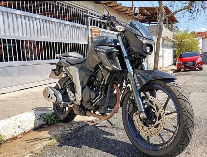 FAZER FZ25 ABS PARCELADA