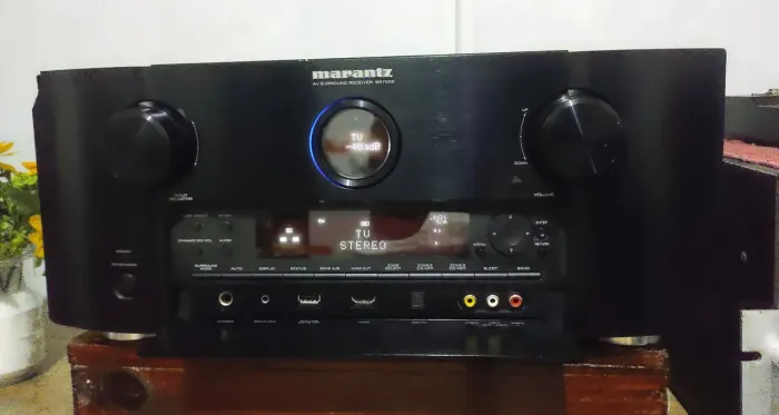 Vendo lindo e raro receiver marantz Sr 7005
