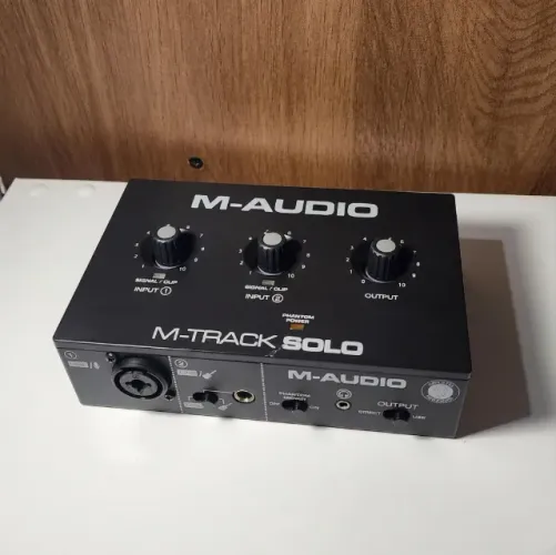 Interface de Áudio M-AUDIO M-TRACK Solo 