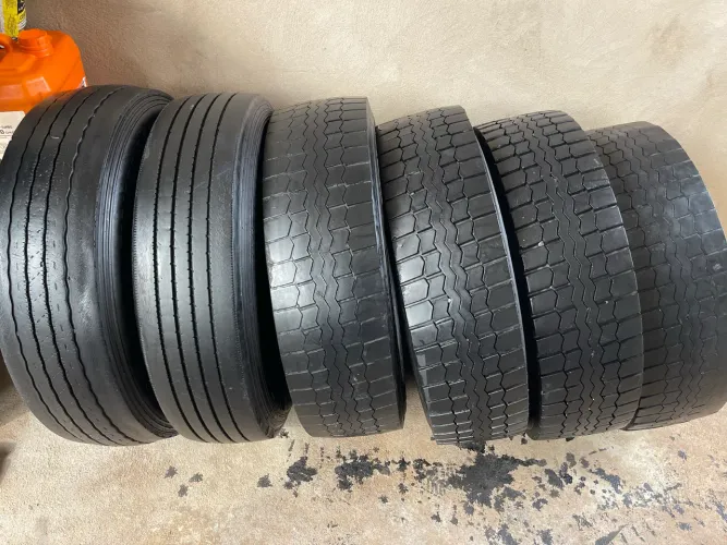 Pneu caminhão 3/4 (. 215 75 17.5 )