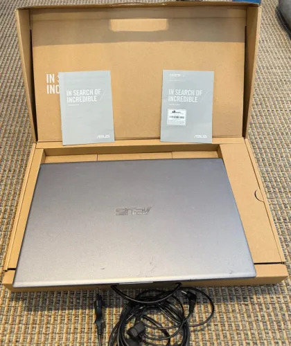ASUS VivoBook