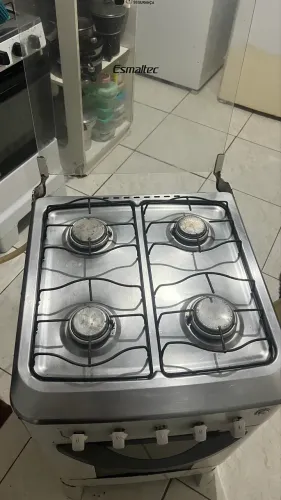 Fogão semi novo