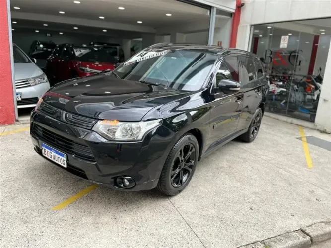 Mitsubishi Outlander 2.0 16V 160cv Aut. 2014