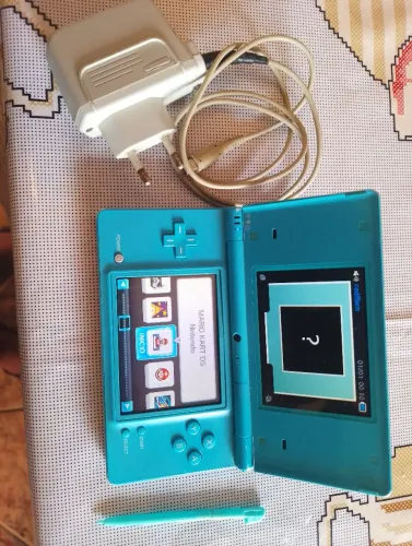 Nintendinho DSi destravado