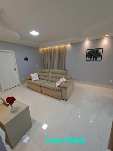 CASA 3 QUARTOS + 2 APARTAMENTOS DE 2 QUARTOS | FICA A 200M DO METRÔ CEILÂNDIA-NORTE