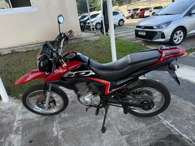 Honda Bros 160 2020 com apenas 37.000 km