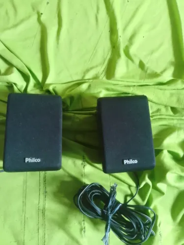 Estou vendo duas caixas Philco pequena